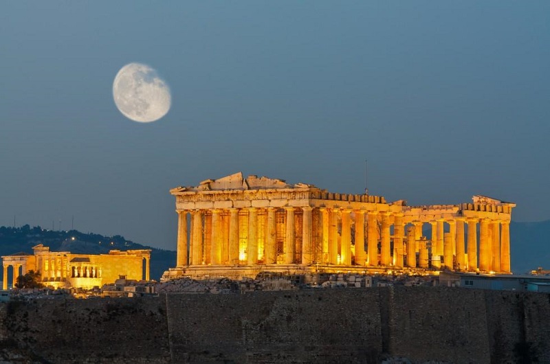 Acrópole de Atenas à noite