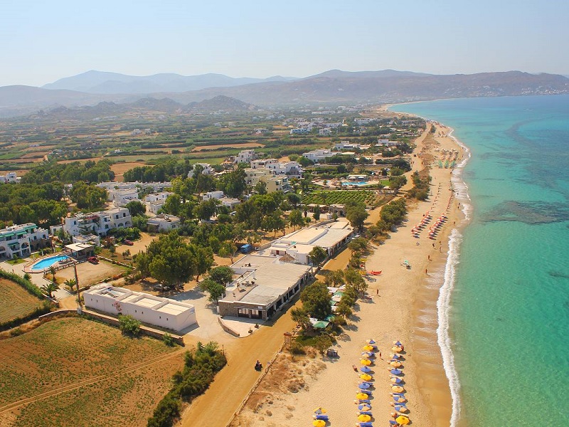 14 praias imperdíveis para conhecer na Grécia: Plaka Beach, ilha de Naxos