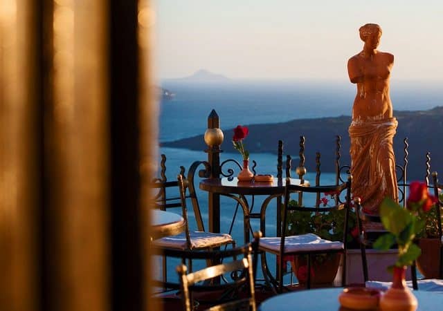 Melhores bares e pubs em Santorini