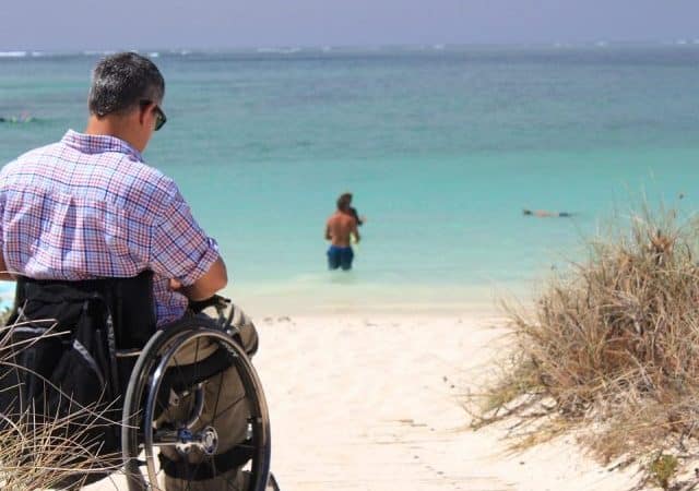 Deficientes físicos em Santorini