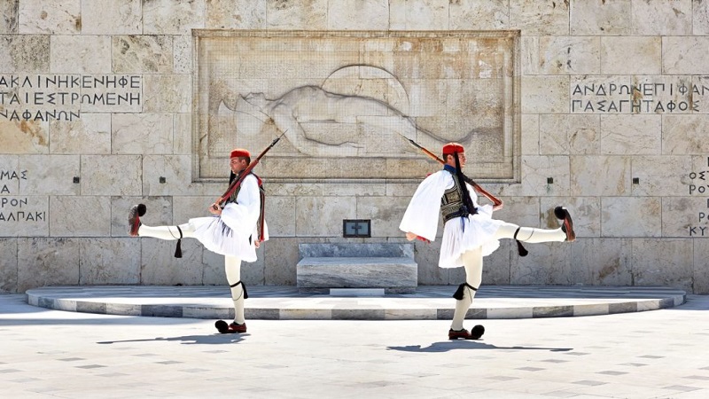 O que fazer no bairro de Syntagma em Atenas: Troca de guardas da Guarda Presidencial
