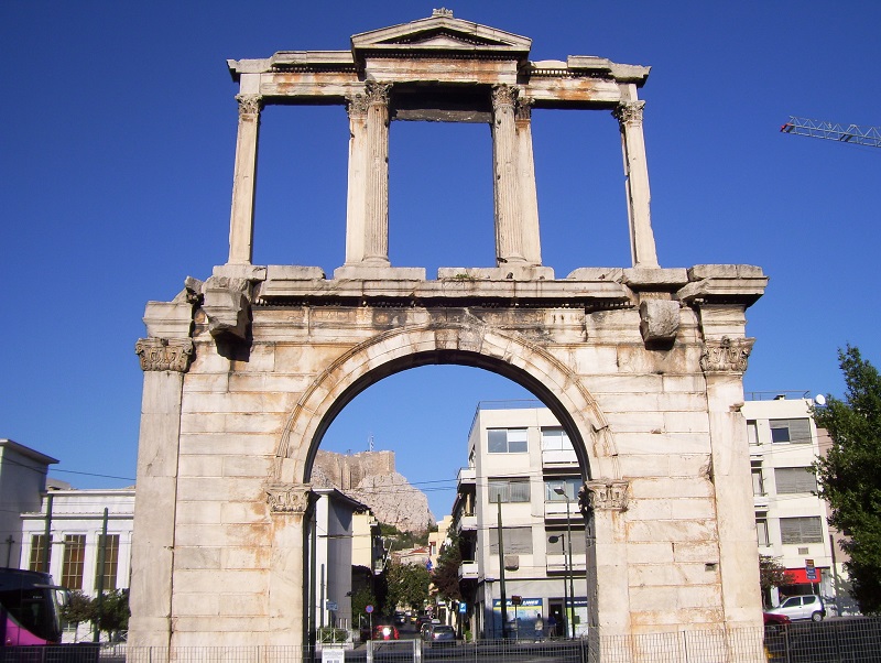 O que fazer no bairro de Plaka em Atenas: Arco de Adriano