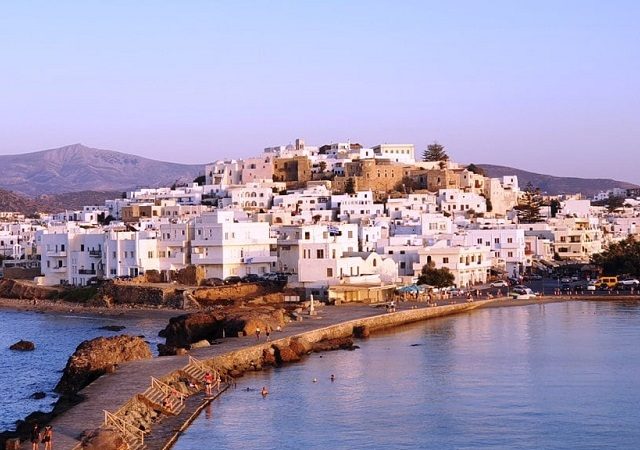 Pontos turísticos em Naxos na Grécia