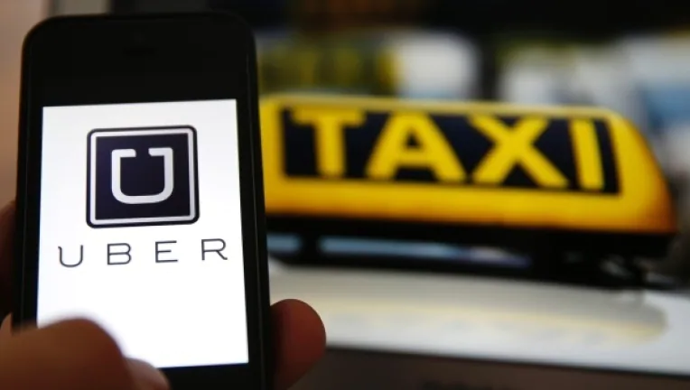 Pedir Uber/Táxi na Grécia