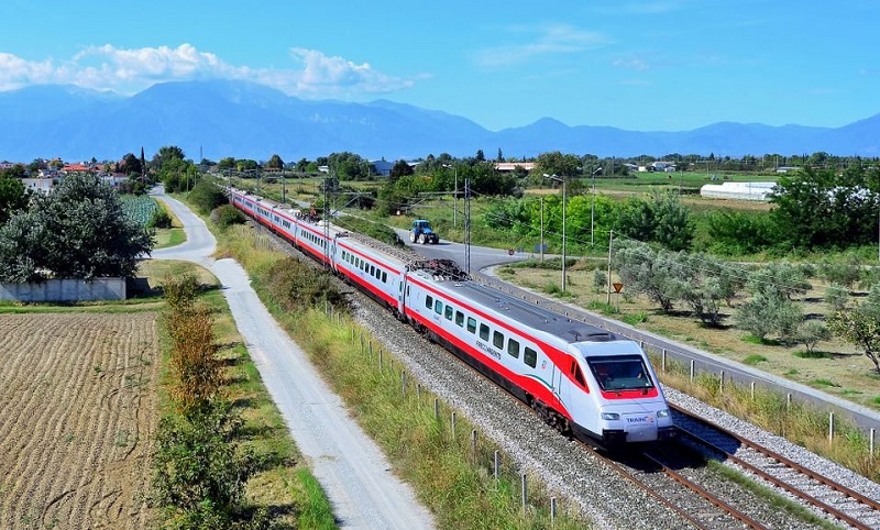 Viagem de trem na Grécia