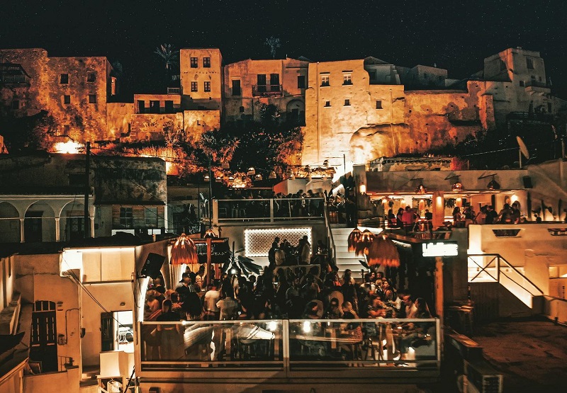 Vida noturna em Naxos