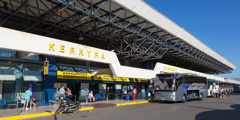 Entrada do Aeroporto Internacional de Corfu-Ioannis Kapodistrias