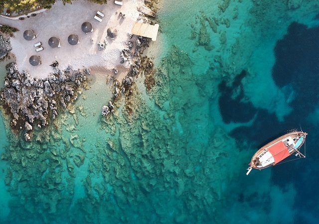 14 praias imperdíveis para conhecer na Grécia