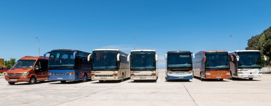 Como andar e se locomover pela ilha de Cefalônia: ônibus